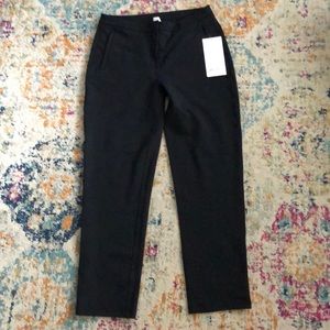 Lululemon on the move pant